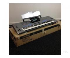Nuevo teclado para estación de trabajo Yamaha Tyros5 61-Key Arranger