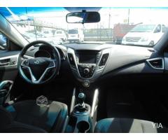 Hyundai Veloster 1.6 GLS Full 2012 - Pie 20%