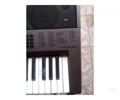 Teclado Yamaha psr-e 443