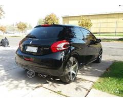 Peugeot allure 208 2013