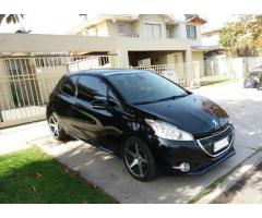 Peugeot allure 208 2013