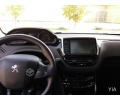 Peugeot allure 208 2013